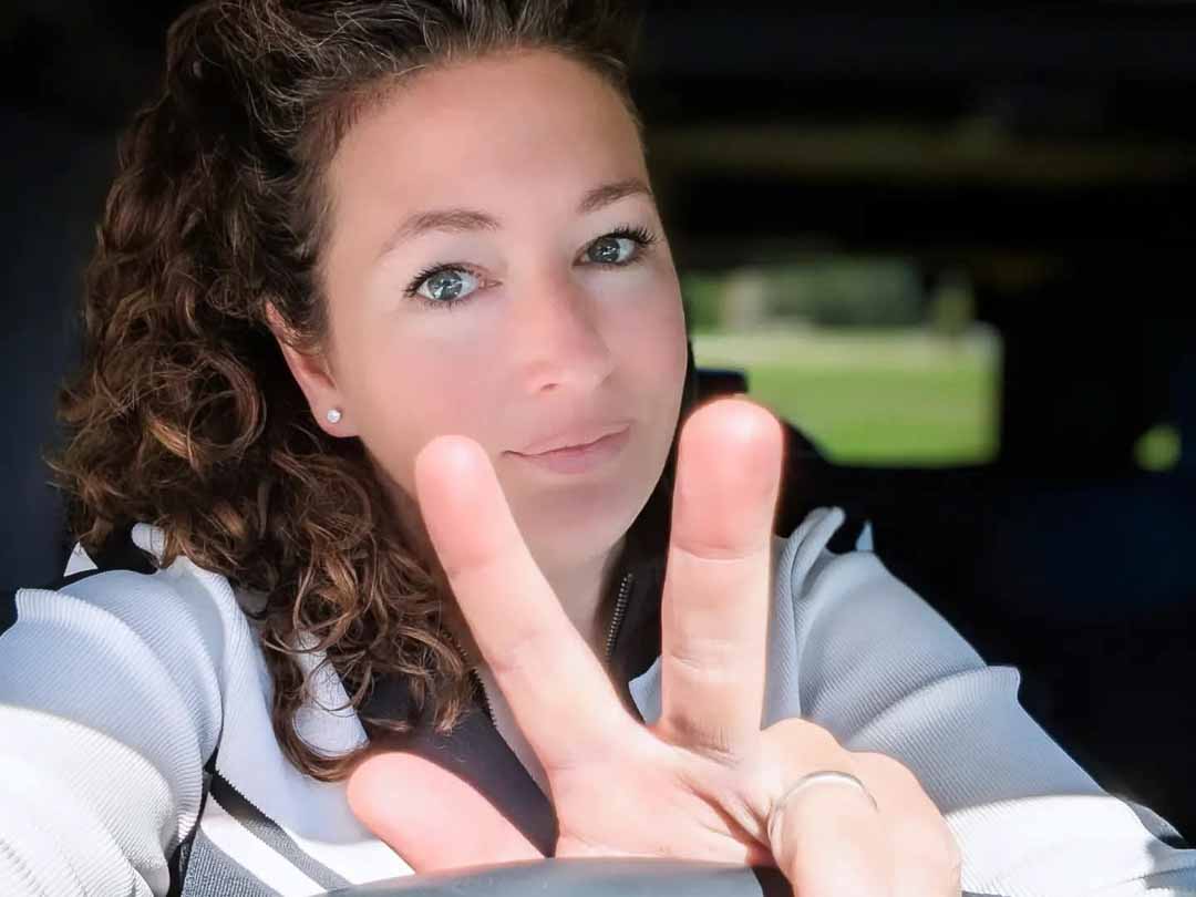 Courtney Conley Jeep Girl Court Feldman Jeep Automotive Salesperson Jeep Wave in Goodrich, Michigan